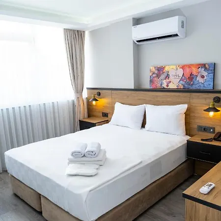 Отель Comfort Center