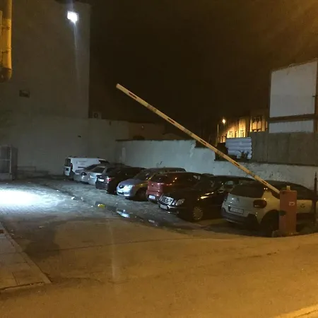 Comfort Center Hotel