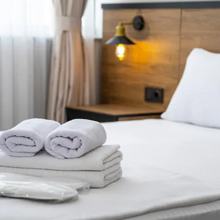 Hotel Comfort Center *