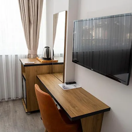 Comfort Center Hotel *