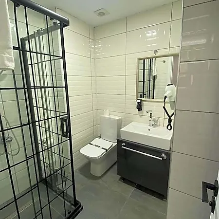 Отель Comfort Center 3*