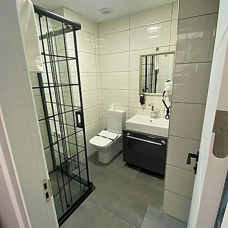 Comfort Center Отель 3*